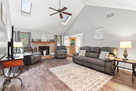 1109 Brittany Place Fort Wayne IN 46825