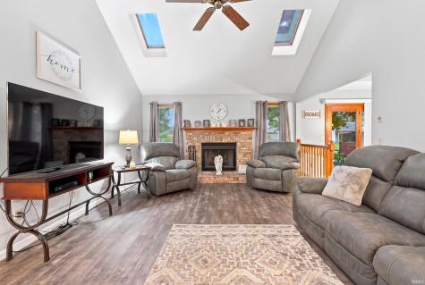 1109 Brittany Place Fort Wayne IN 46825