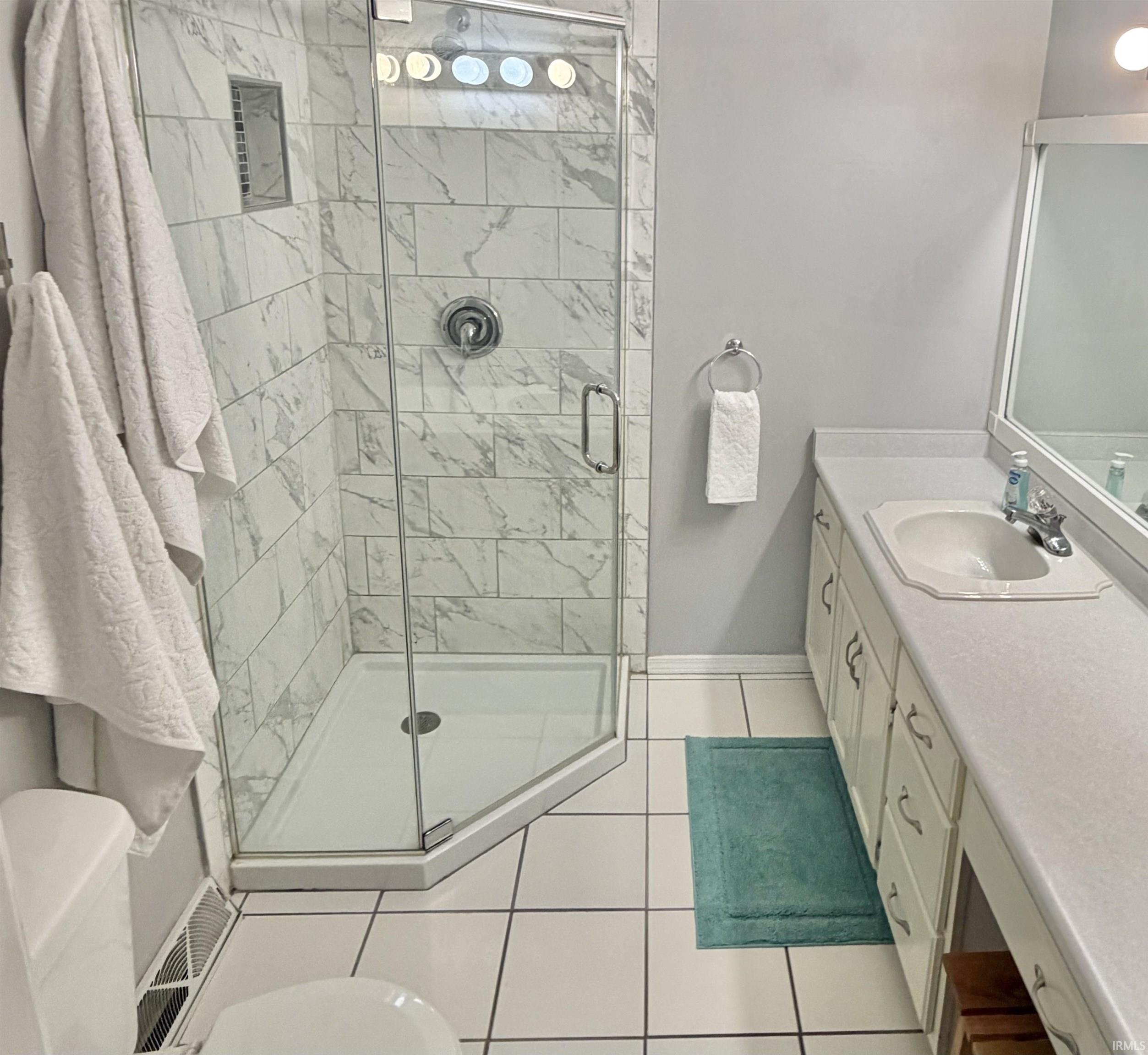 51844 Columbine Drive Granger IN 46530