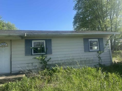 1212 W State Road 18 Road Hartford City IN 47348