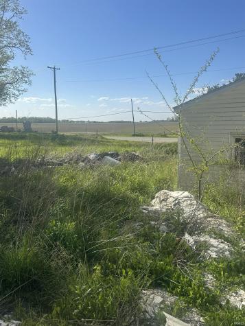 1212 W State Road 18 Road Hartford City IN 47348