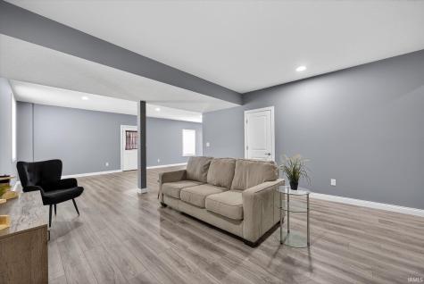 1621 W Dove Drive Bloomington IN 47403