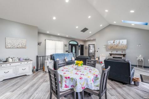 220 N Jefferson Street Nashville IN 47448