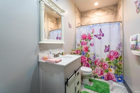 220 N Jefferson Street Nashville IN 47448