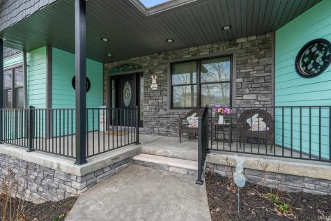 220 N Jefferson Street Nashville IN 47448