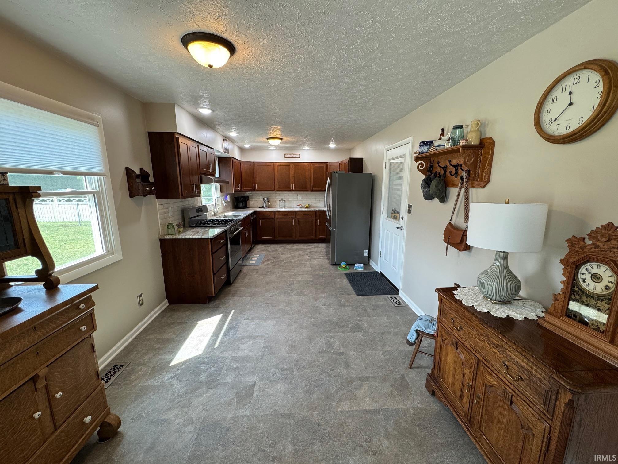 909 Clover Street Rochester IN 46975