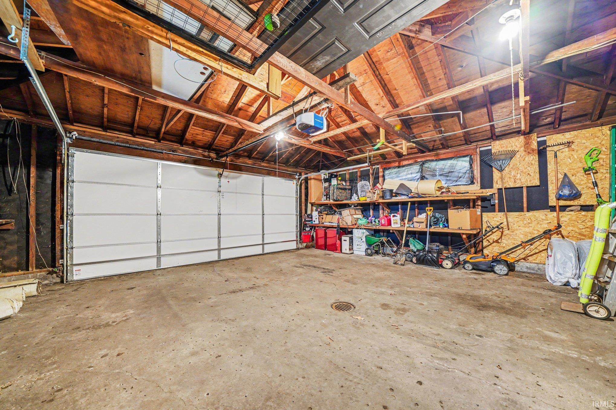 2520 Wall Street South Bend IN 46615
