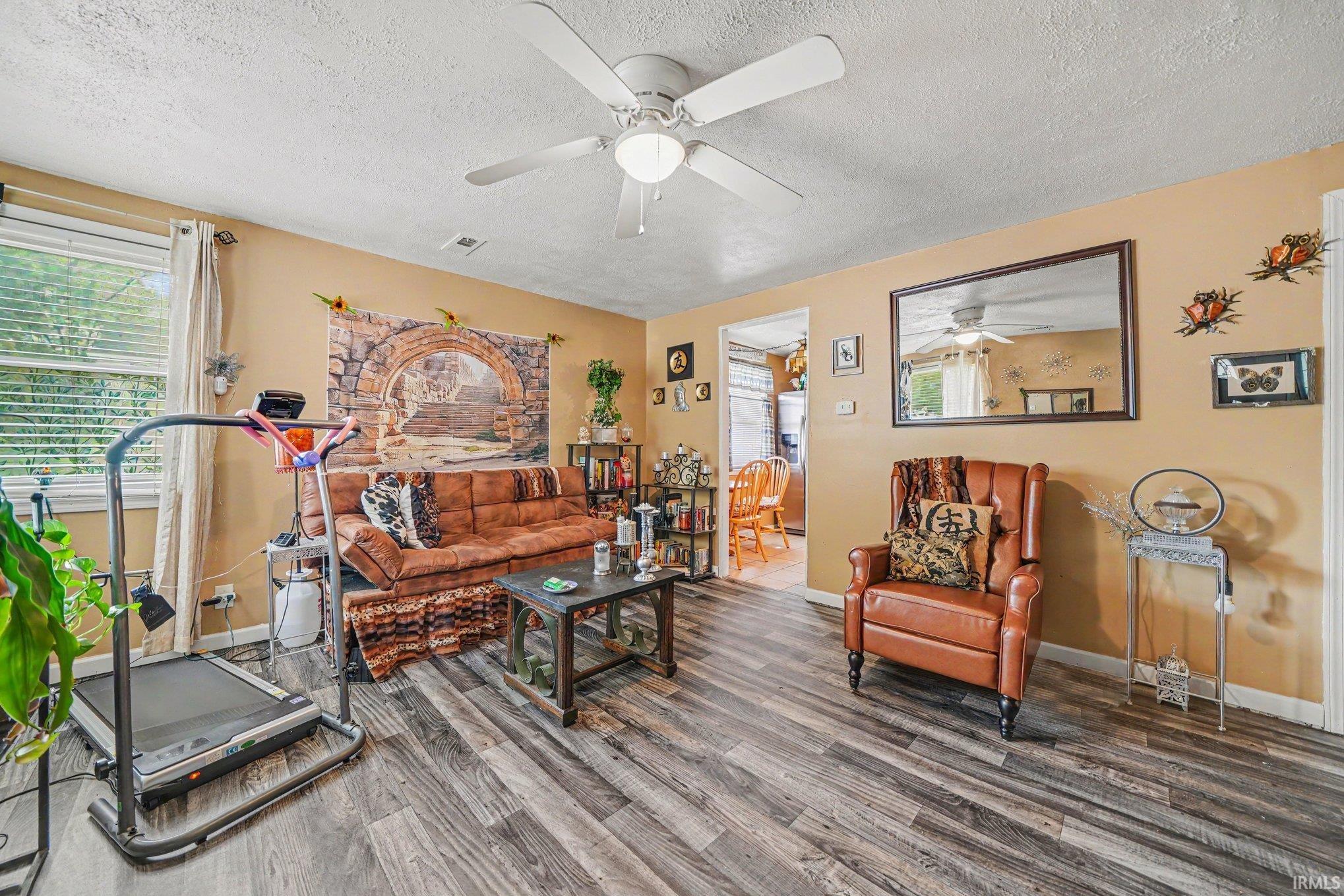 2520 Wall Street South Bend IN 46615