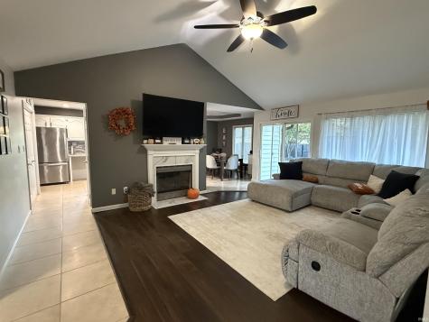 5401 W Blair Drive Muncie IN 47304