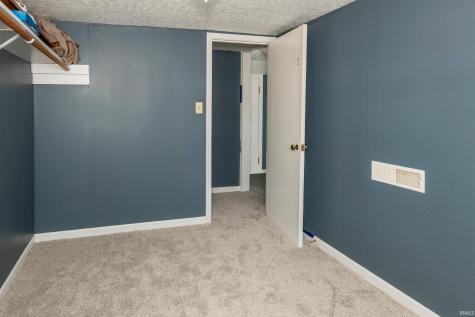 2743 Washington Avenue Road Bedford IN 47421