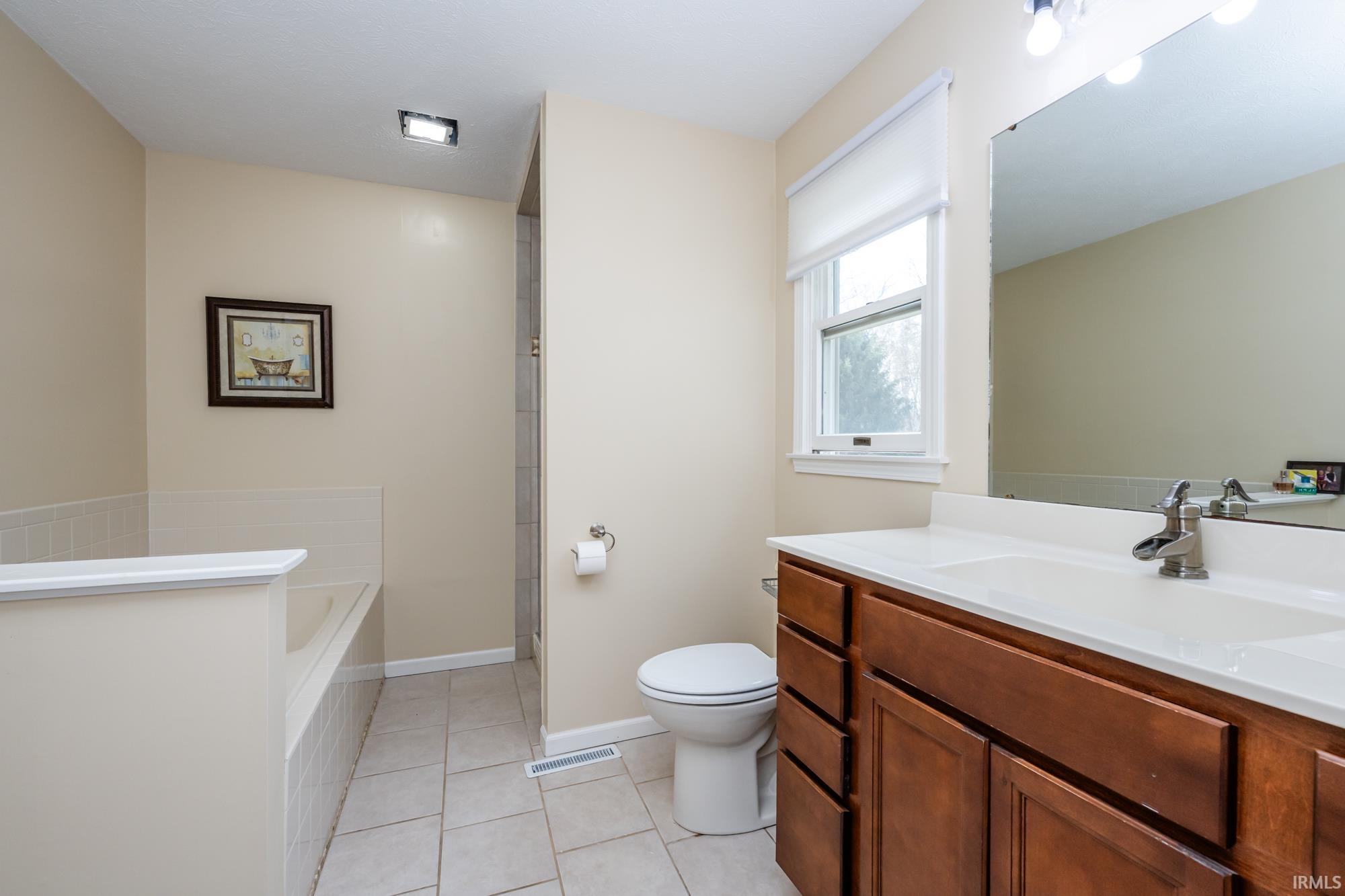 51855 Deer Trail Court Granger IN 46530