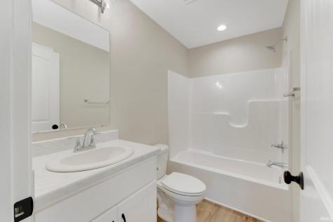 11132 Carob Thorn Trail Roanoke IN 46783