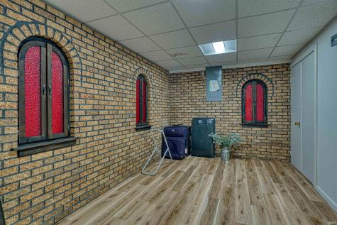 2701 W Mill Road Evansville IN 47720