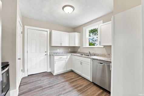2921 Holton Avenue Fort Wayne IN 46806