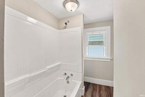 2921 Holton Avenue Fort Wayne IN 46806