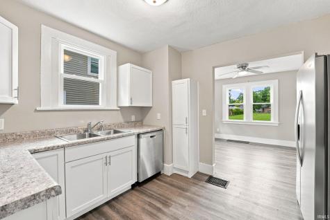 2921 Holton Avenue Fort Wayne IN 46806