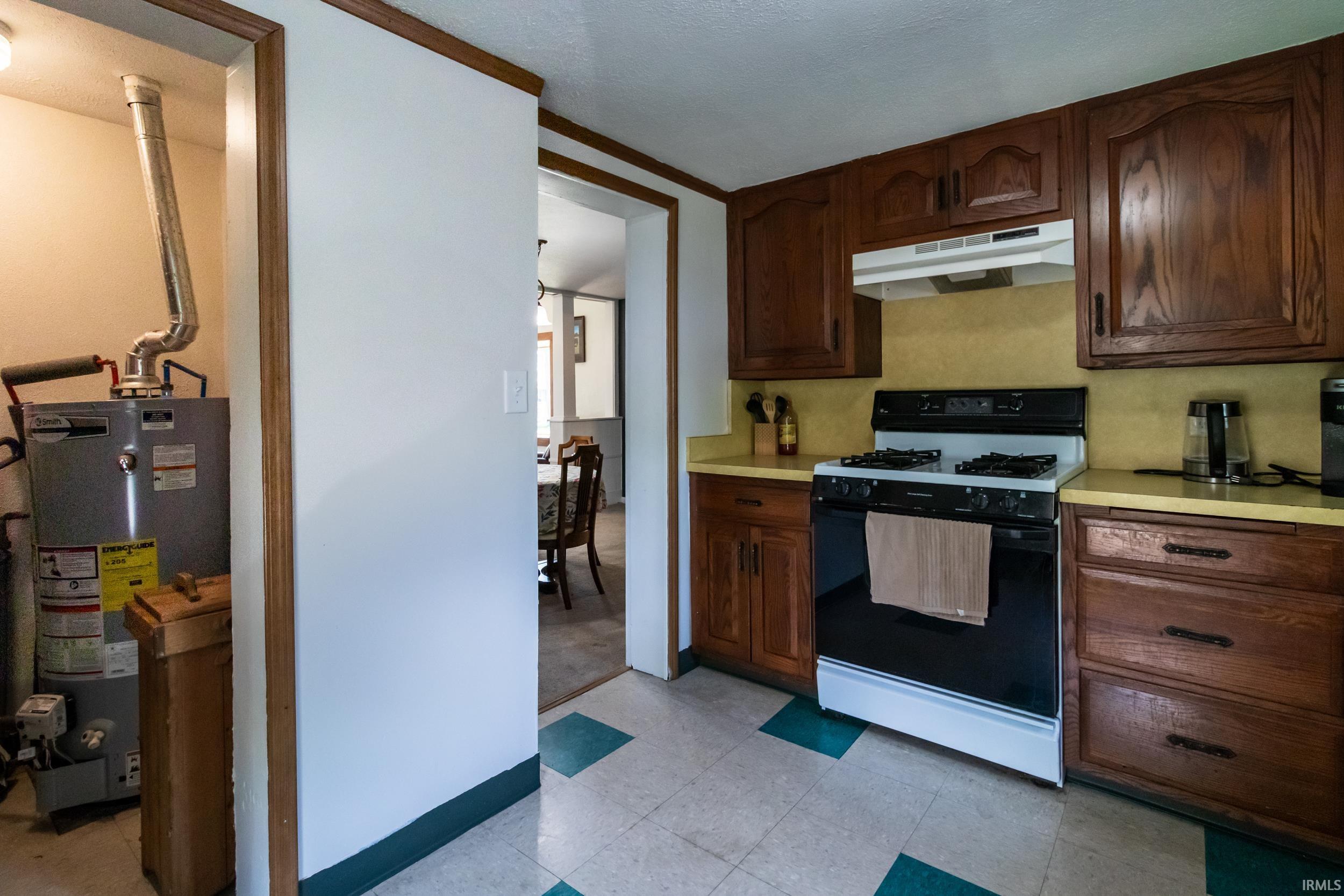 152 Metzler Avenue Nappanee IN 46550