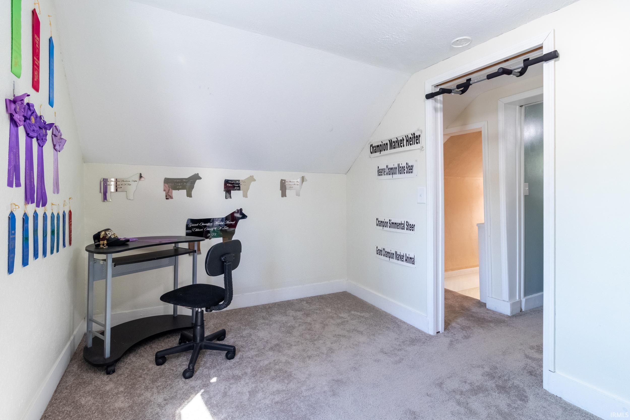 152 Metzler Avenue Nappanee IN 46550