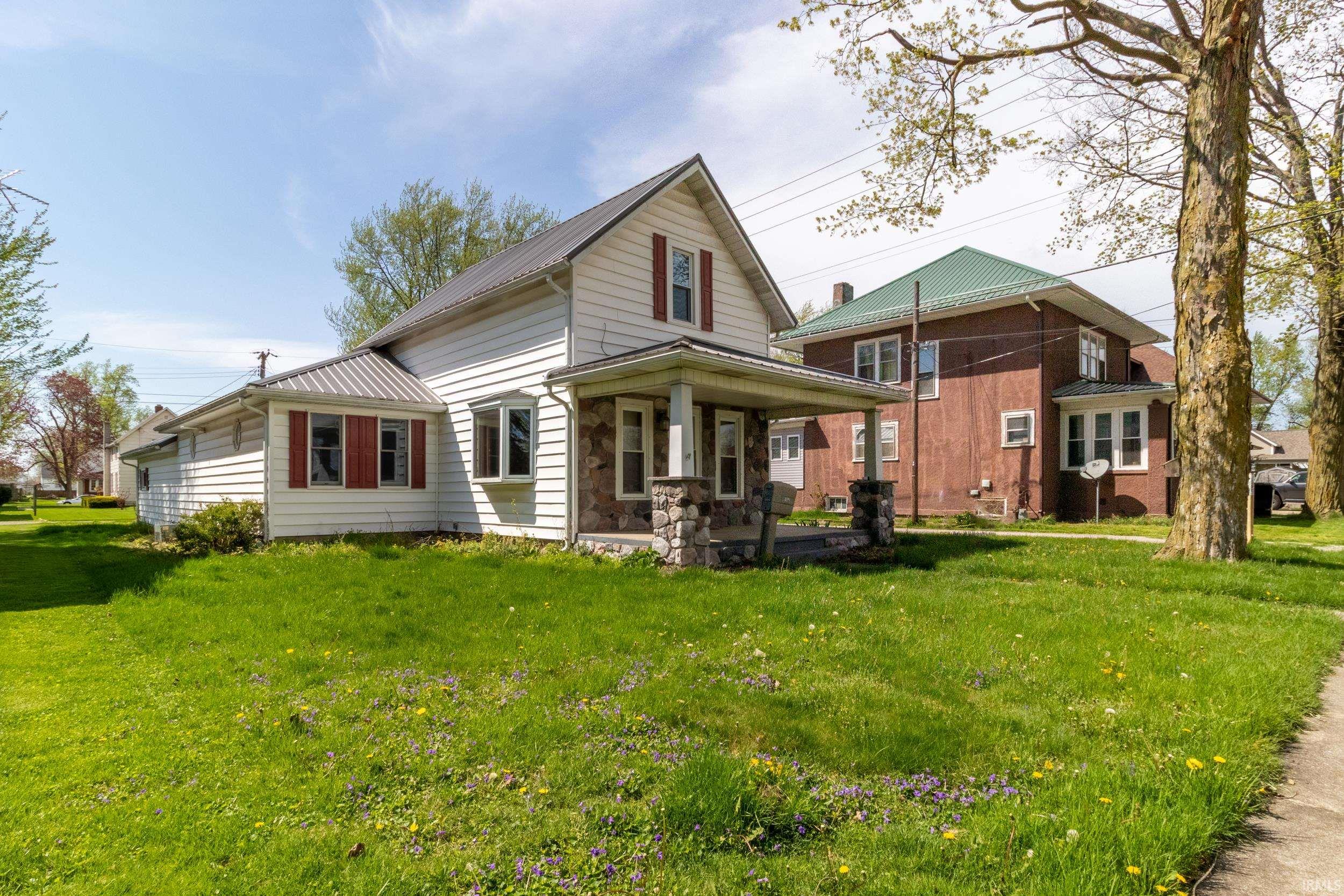 152 Metzler Avenue Nappanee IN 46550