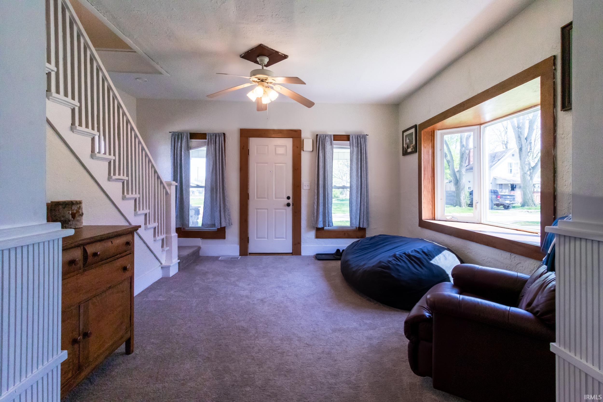 152 Metzler Avenue Nappanee IN 46550
