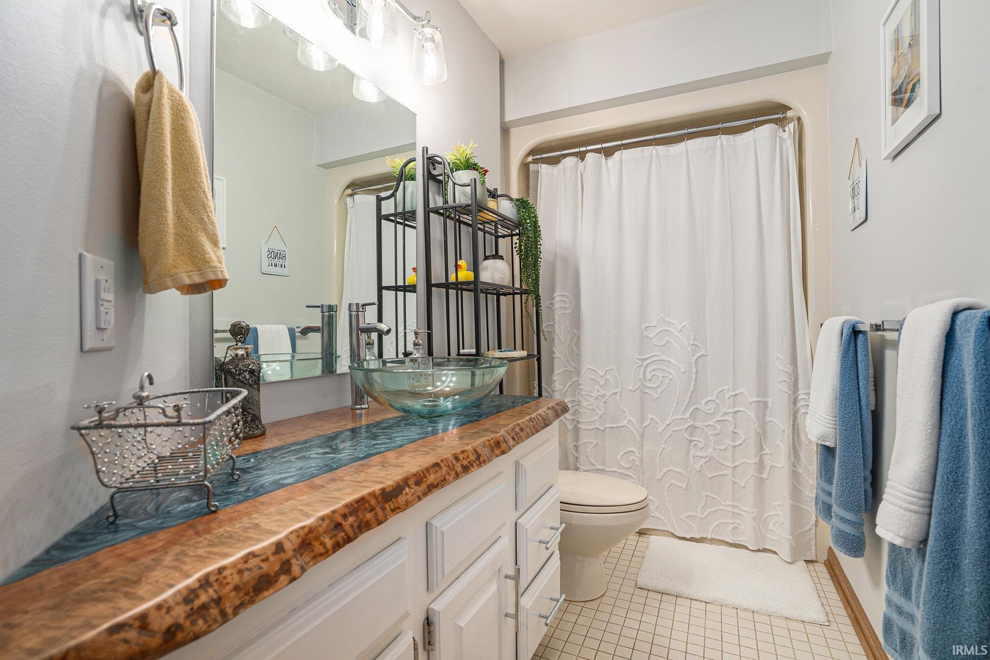 54454 Heron Cove Lane Elkhart IN 46516