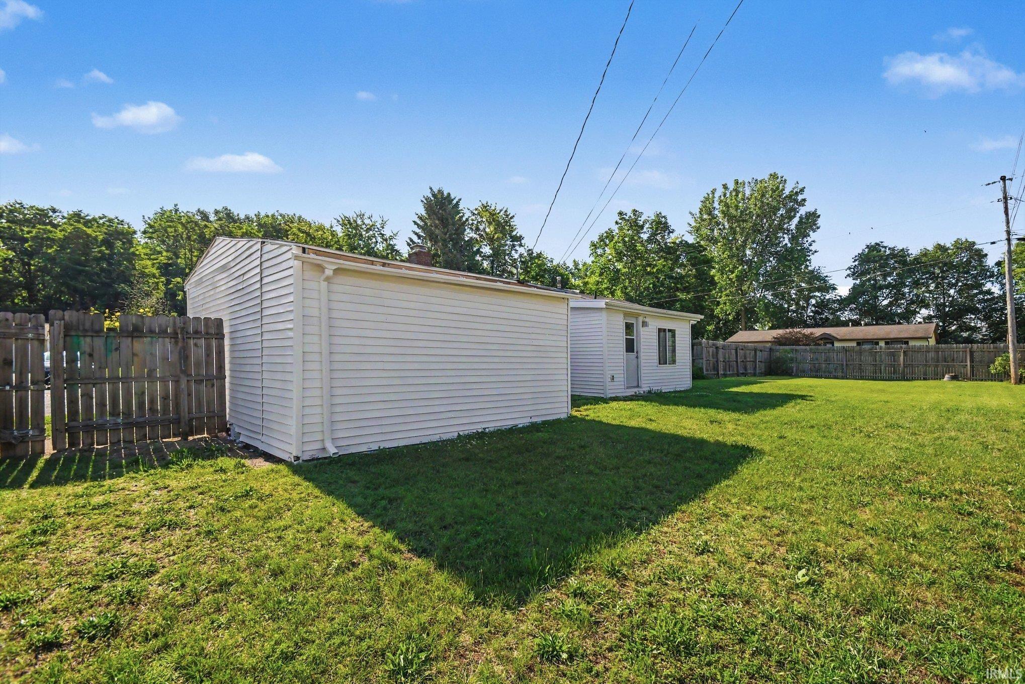 1815 Michaels Street Warsaw IN 46580