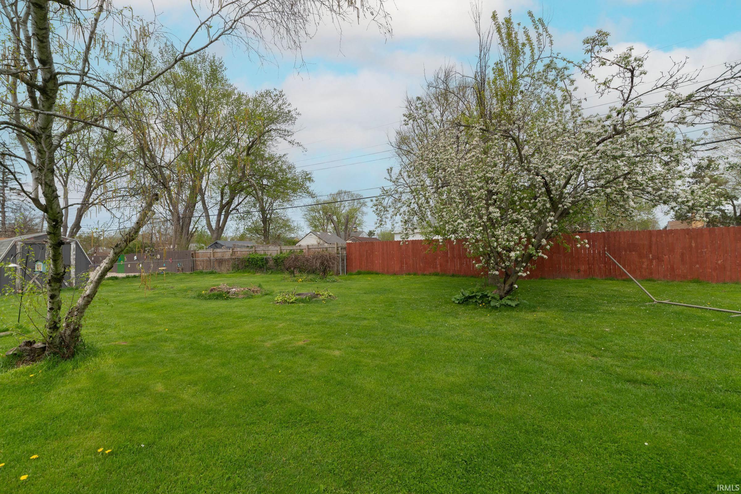 19675 Rolling Acres Drive South Bend IN 46614