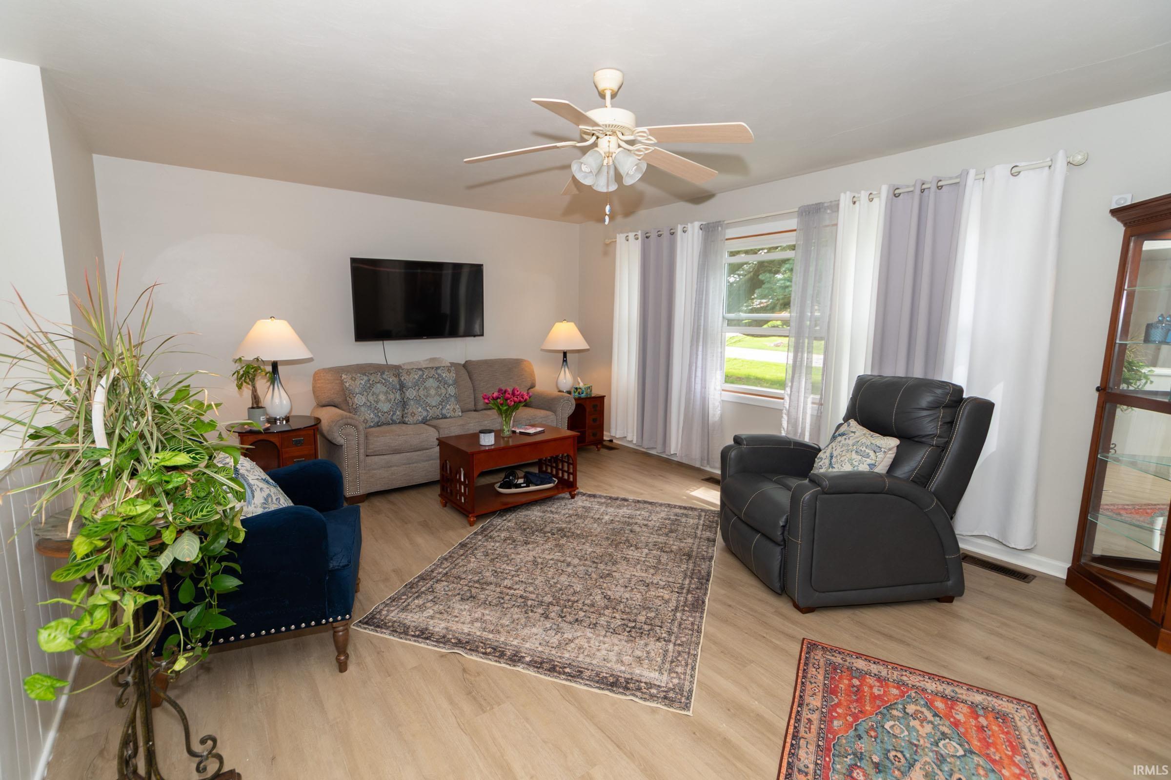 19675 Rolling Acres Drive South Bend IN 46614