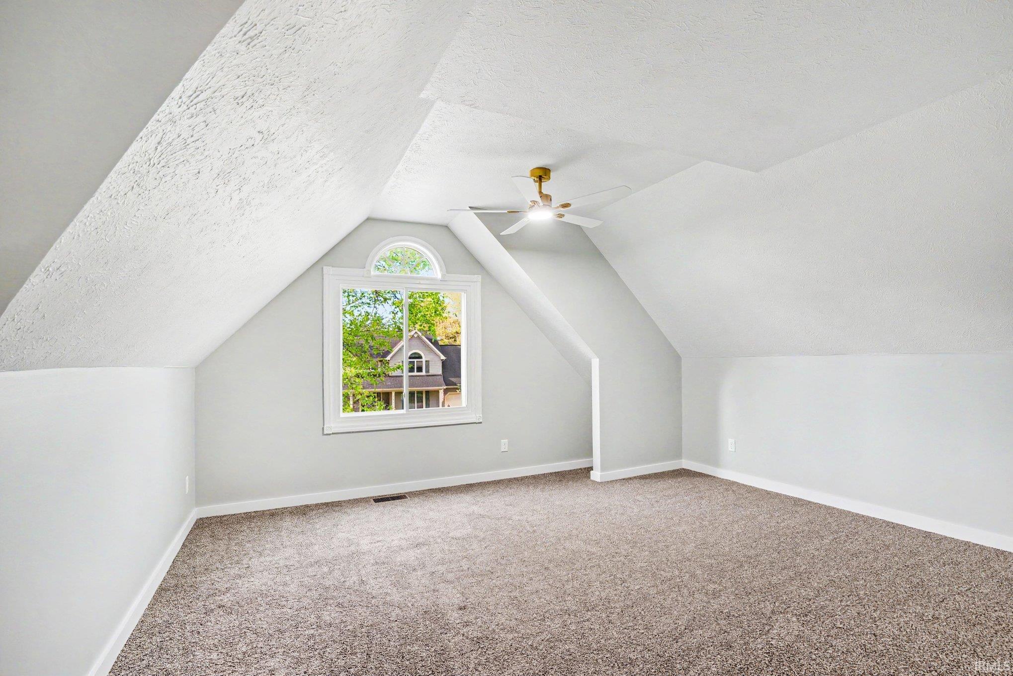 21475 Cheri Lane Bristol IN 46507