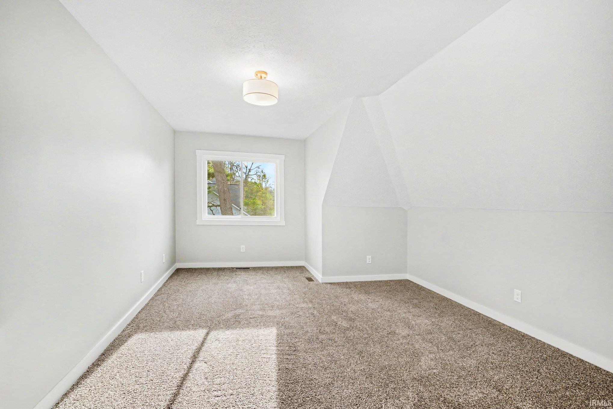21475 Cheri Lane Bristol IN 46507