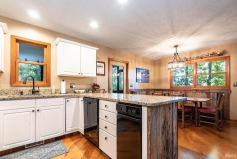 9002 E Agate Avenue Nashville IN 47448