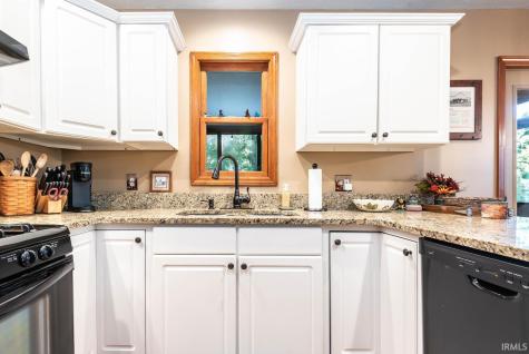 9002 E Agate Avenue Nashville IN 47448