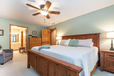 9002 E Agate Avenue Nashville IN 47448