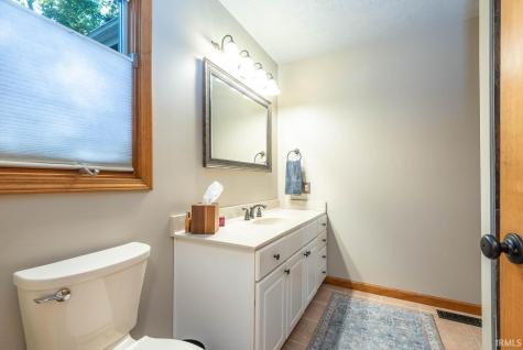 9002 E Agate Avenue Nashville IN 47448