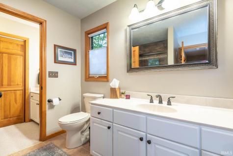 9002 E Agate Avenue Nashville IN 47448