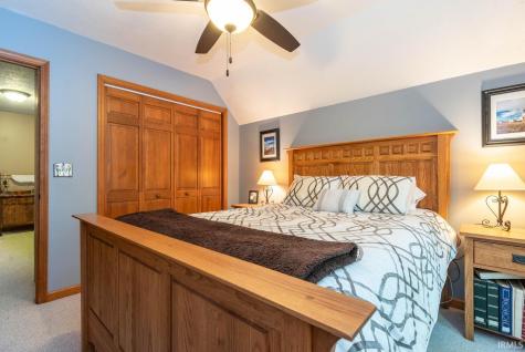 9002 E Agate Avenue Nashville IN 47448