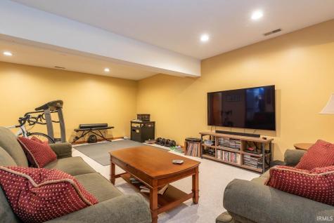 9002 E Agate Avenue Nashville IN 47448