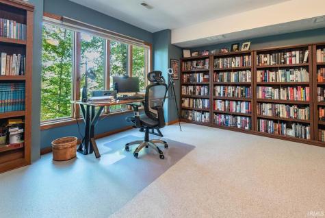9002 E Agate Avenue Nashville IN 47448