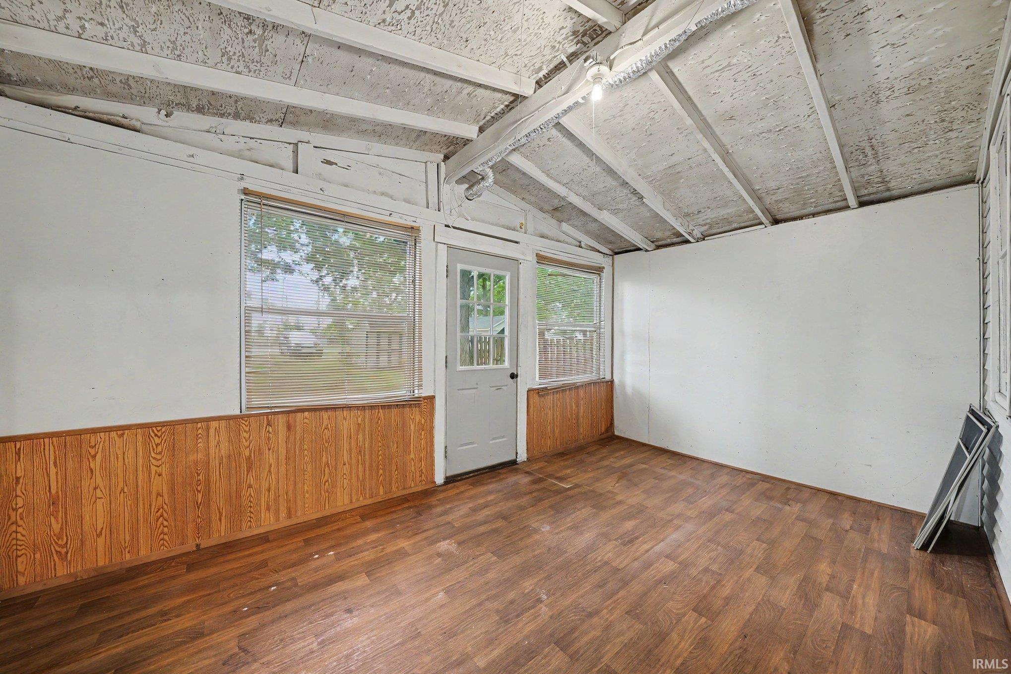 118 S 8th Street Goshen IN 46528
