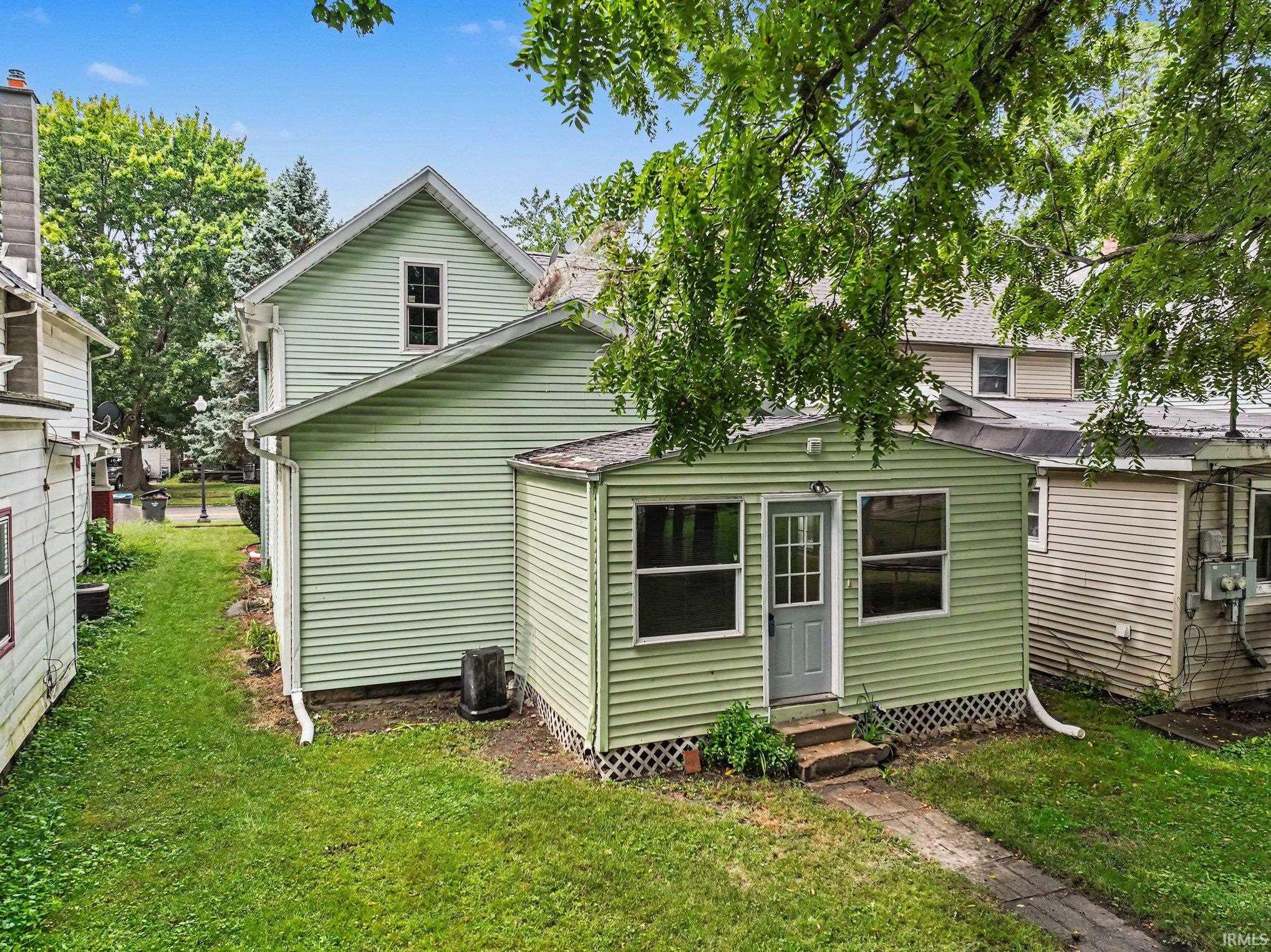 118 S 8th Street Goshen IN 46528