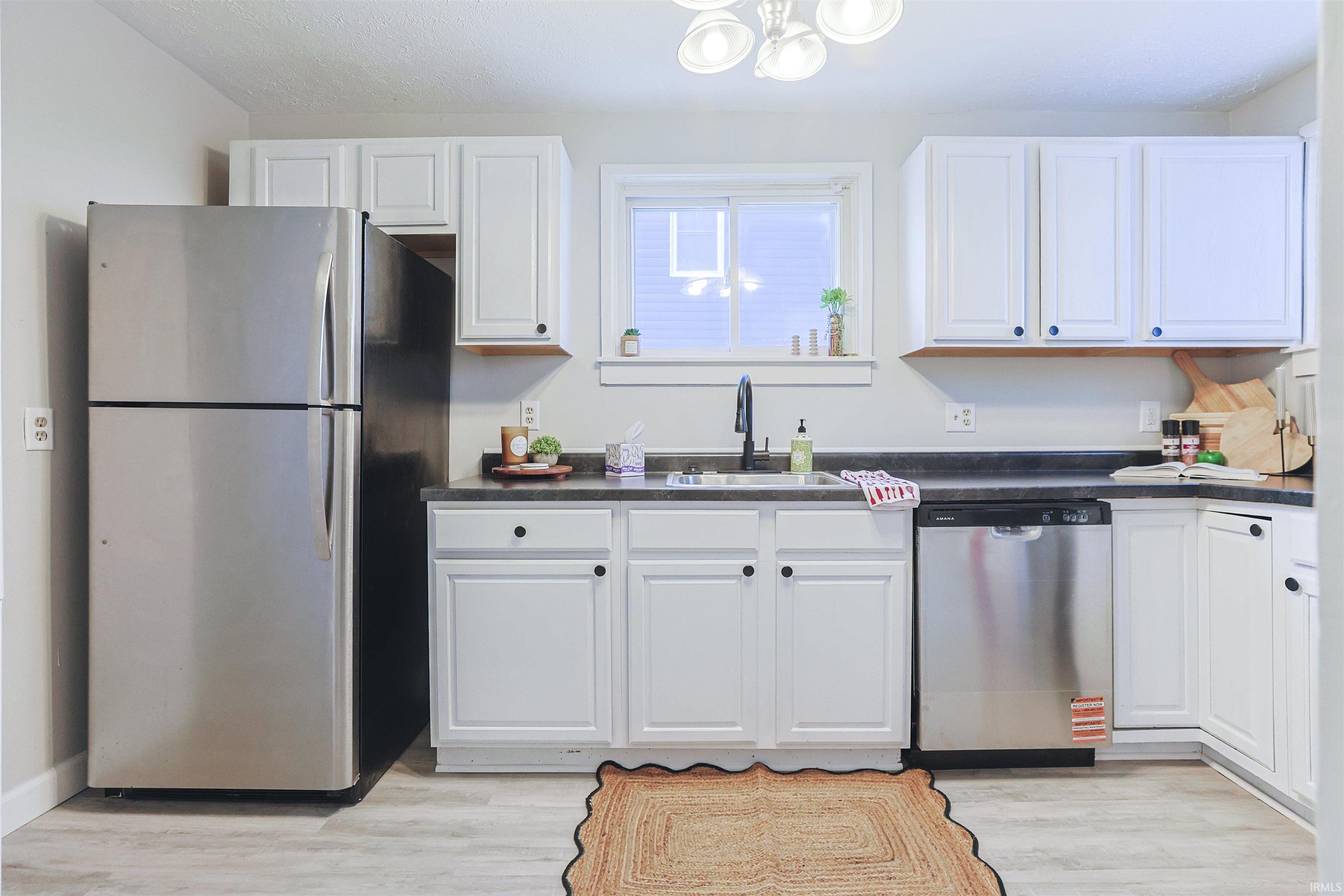 811 E Ewing Avenue South Bend IN 46613