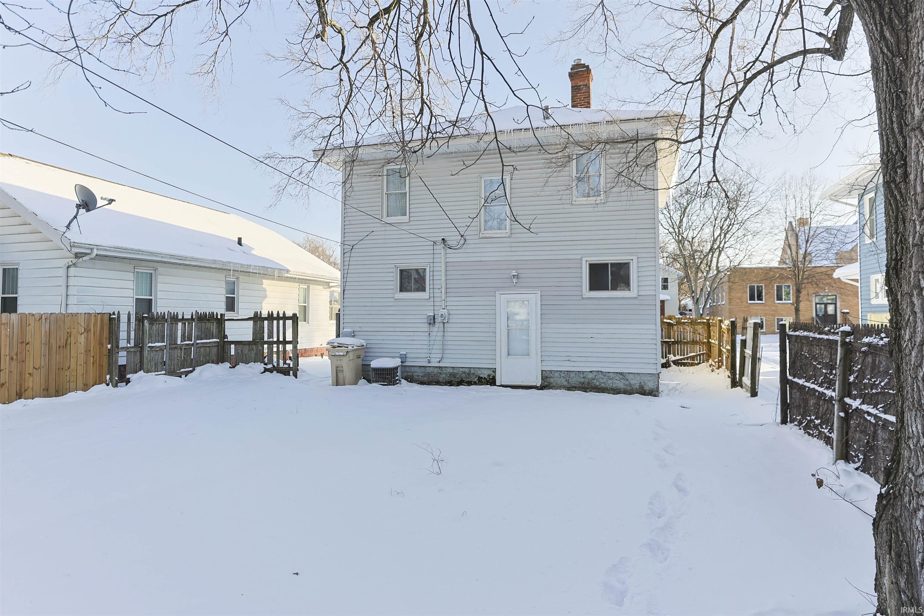 811 E Ewing Avenue South Bend IN 46613