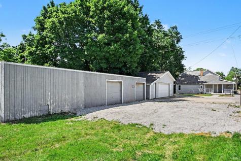 104 E Prairie Street Leesburg IN 46538