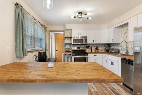 54525 28th Street South Bend IN 46635