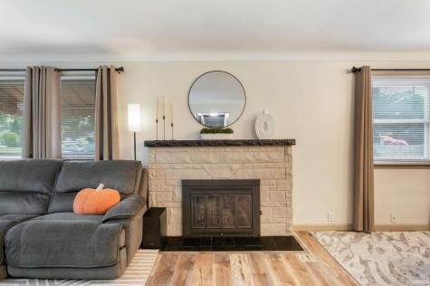 54525 28th Street South Bend IN 46635