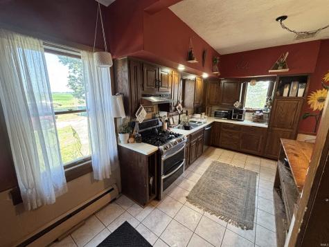 8703 N 100 E Road Huntington IN 46750