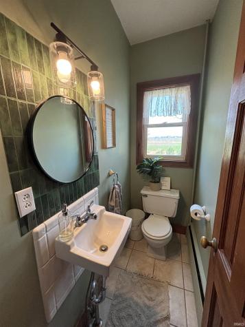 8703 N 100 E Road Huntington IN 46750