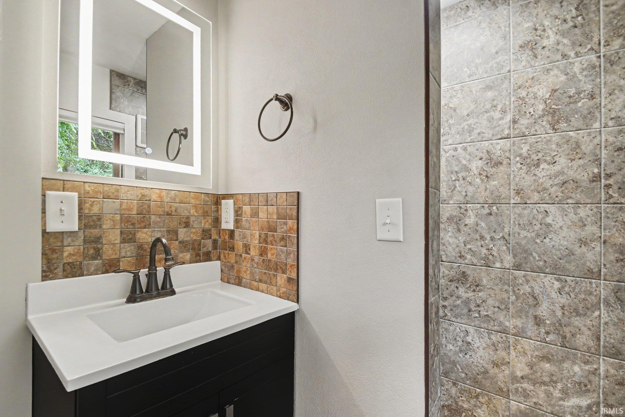 51205 Green Hill Drive South Bend IN 46628