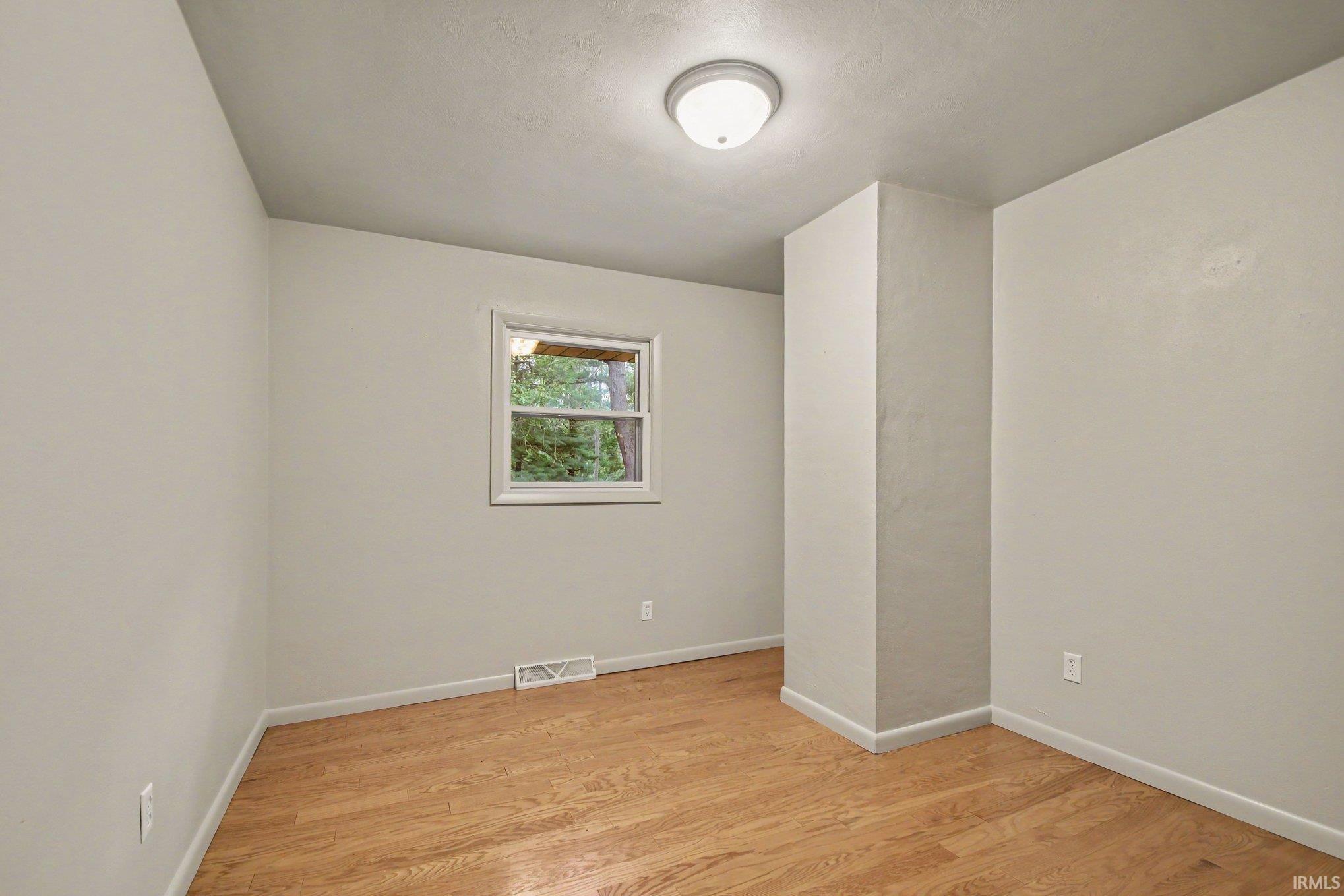 51205 Green Hill Drive South Bend IN 46628