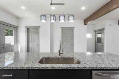 609 S 3rd Street Lafayette IN 47901
